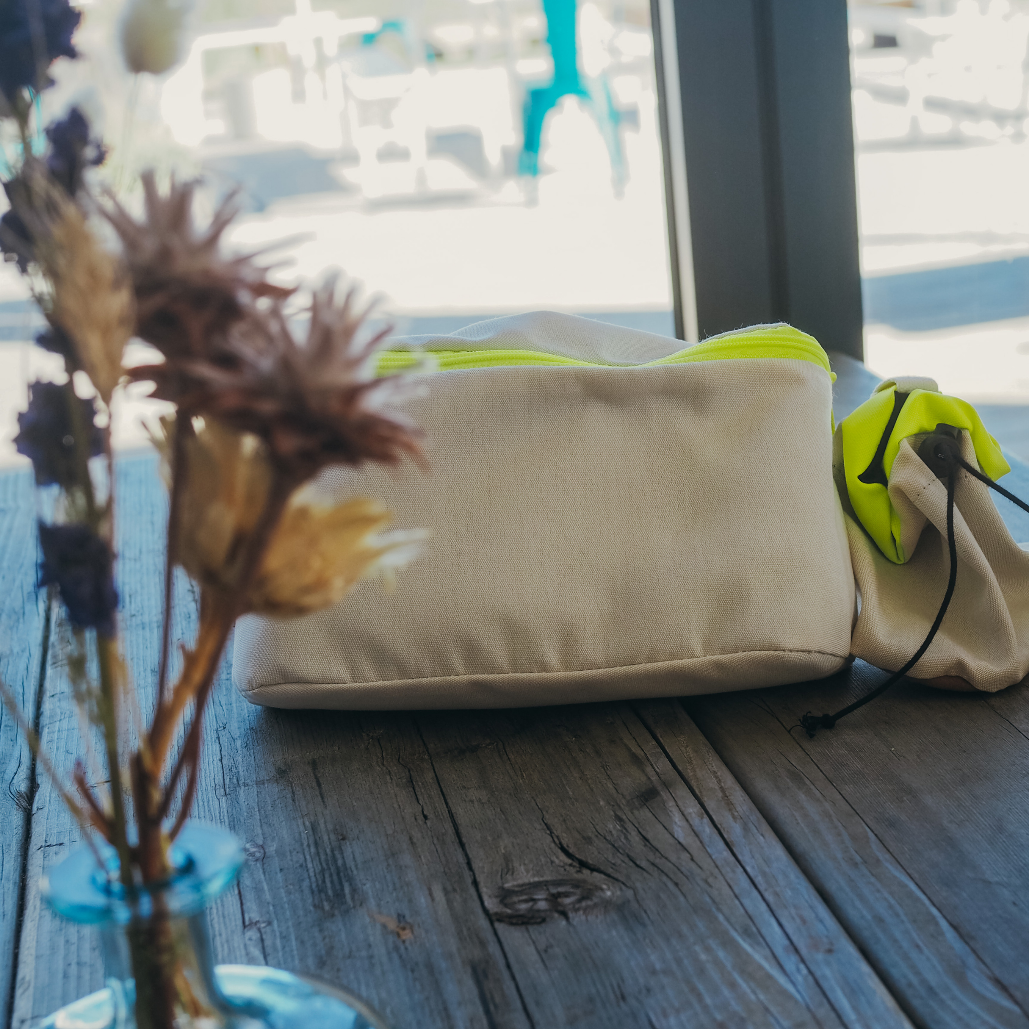 Bauchtasche La vie est belle Beige mit Wechselgurt