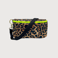 Bild in Galerie-Betrachter laden, Bauchtasche Stay Wild Leo Neongelb mit Wechselgurt
