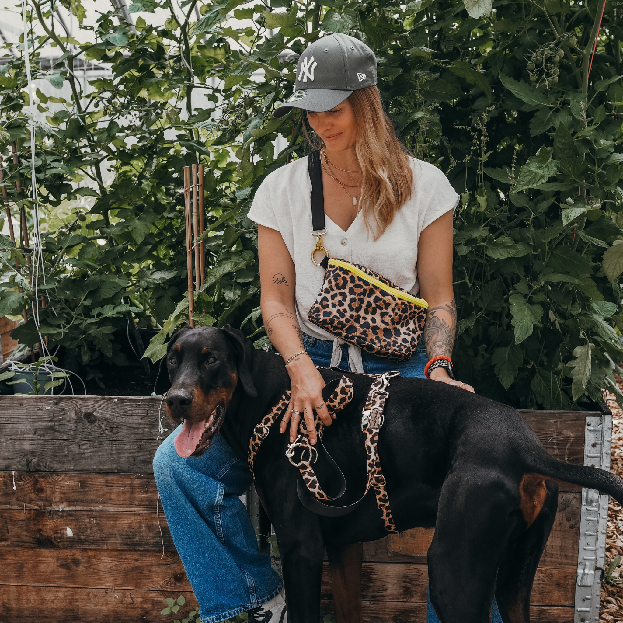 Bauchtasche Stay Wild Leo Neongelb mit Wechselgurt